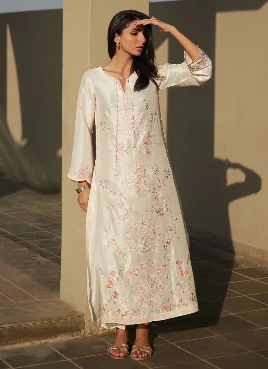 Coraline Ivory Silk Kaftan – Farah Talib Aziz Luxury Pret Image 5