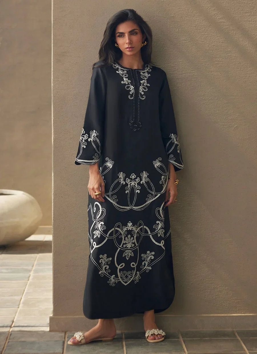 Serai Black Silk Kaftan – Farah Talib Aziz Casual Wear Image 2