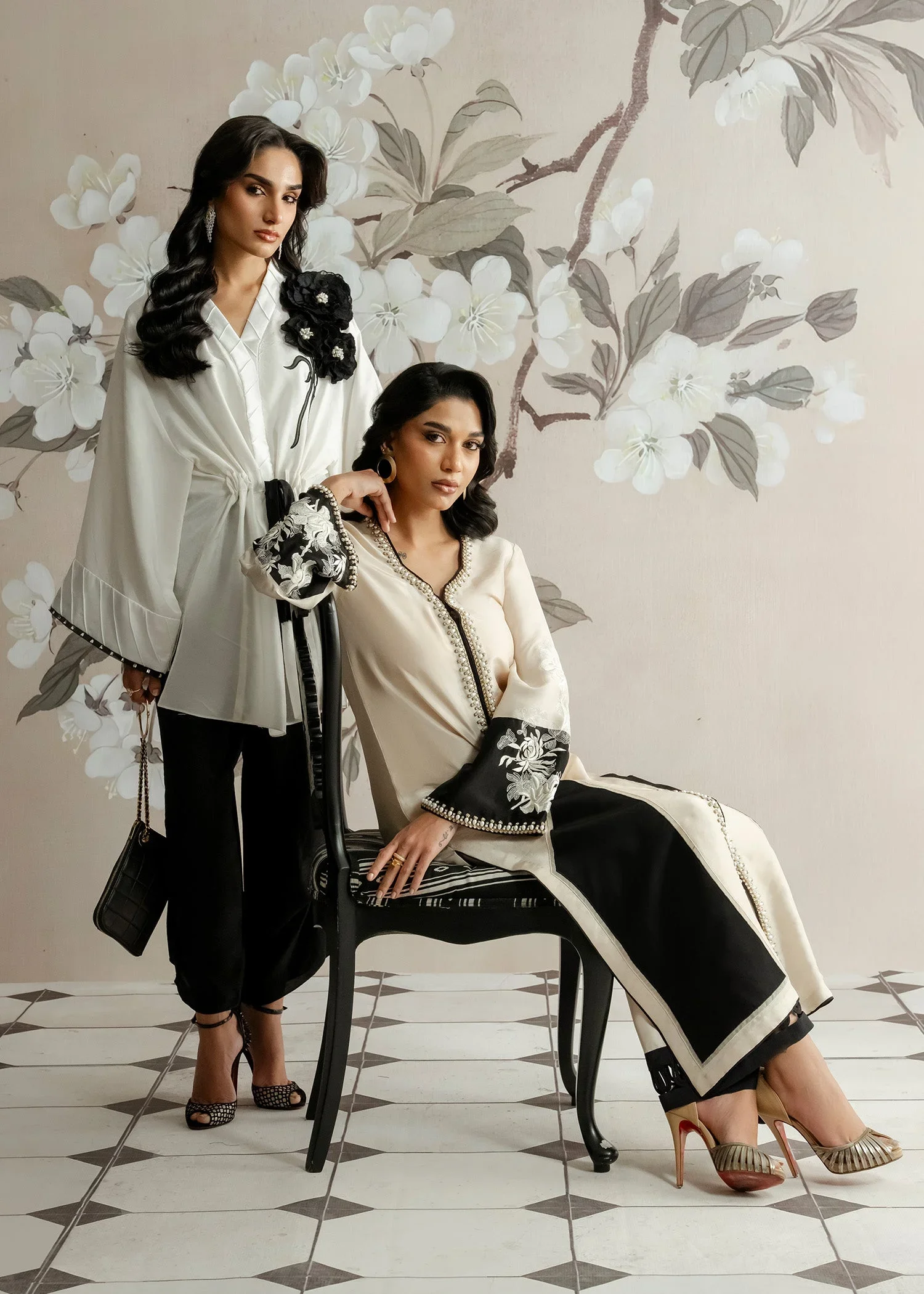 Tube Rose – Mahgul Luxury Pret Image 2